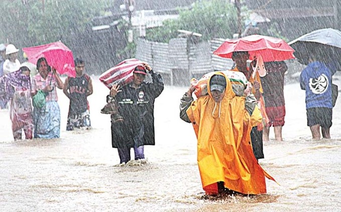 Storm ravages Philippines, drought prolongs in Thailand - 1 Storm ravages Philippines, drought prolongs in Thailand - 1
