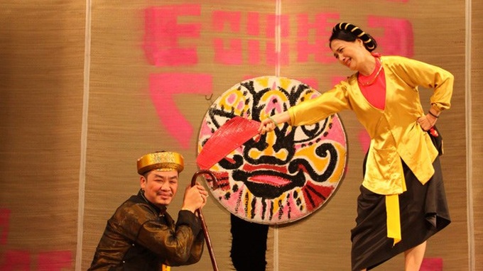 Iconic northern theater plays to the South - 1 Iconic northern theater plays to the South - 1