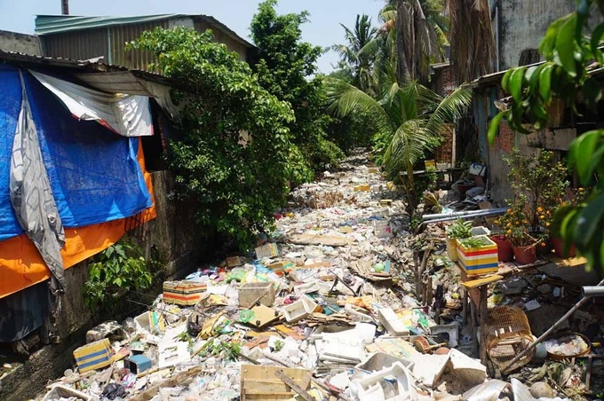 Tan Son Nhat Airport faces flood risk - 2 Tan Son Nhat Airport faces flood risk - 2