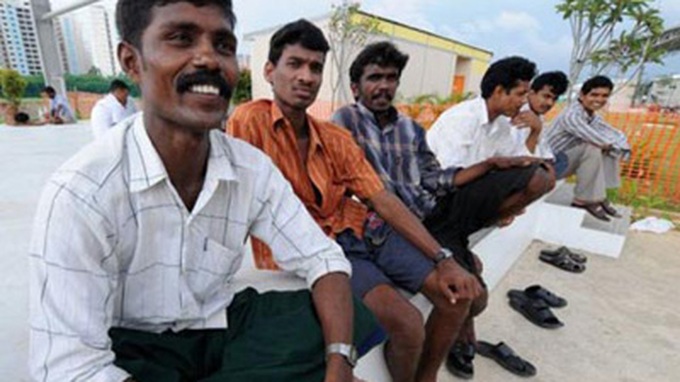 Light penalties fail to deter foreign workers - 1 Light penalties fail to deter foreign workers - 1