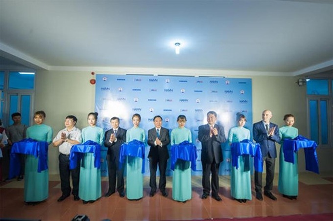 Samsung introduces Smart Schools in Thai Nguyen - 1