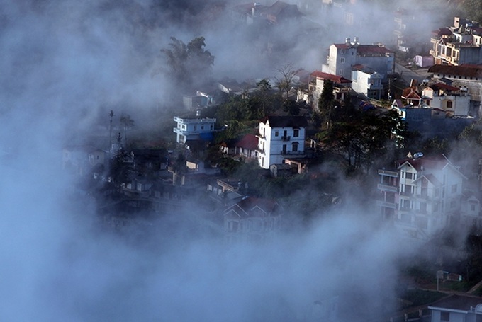 Ham Rong Mountain, Sapa to temporarily close - 1