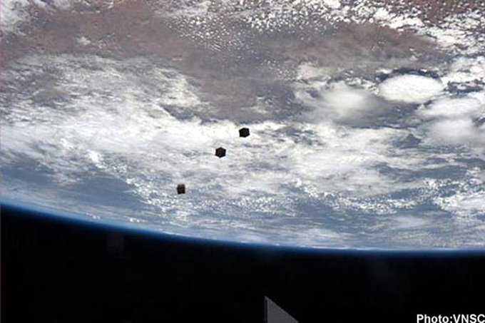 Made-in-Vietnam macro satellite sends first signals - 1