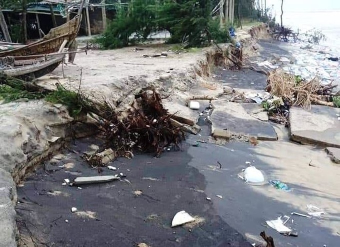 Hue beaches face severe erosion - 3