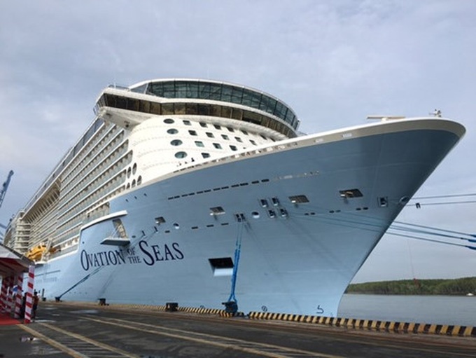 Asia’s largest cruise ship docks at Phu My port - 1 Asia’s largest cruise ship docks at Phu My port - 1