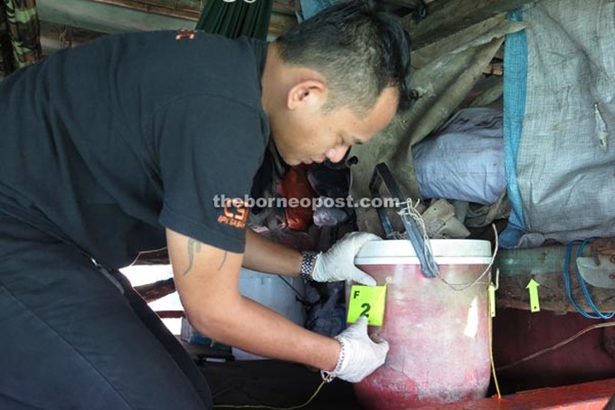 Filipino pirates attack Vietnamese fishermen near Banggi - 1