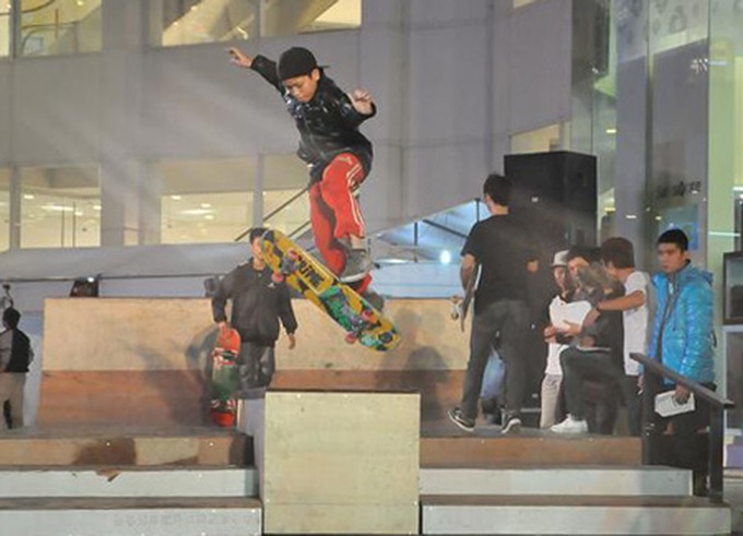 Extreme sporting event attracts Hanoi youths - 1 Extreme sporting event attracts Hanoi youths - 1