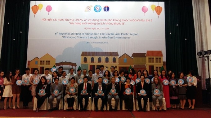 Vietnam to join smoke-free cities network - 1