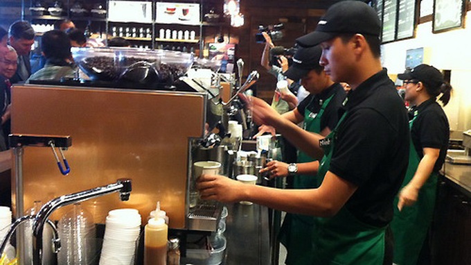 Starbucks plans more Vietnamese coffee purchases - 1