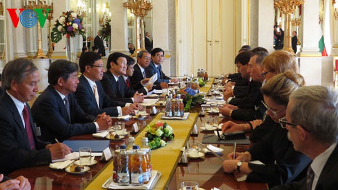 Vietnam strengthens close relations with Hungary - 2