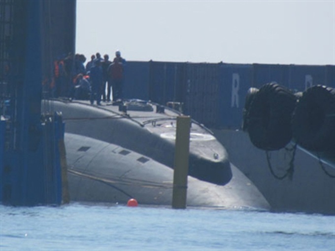 Hanoi Kilo- 636 submarine arrives at Cam Ranh Bay - 2