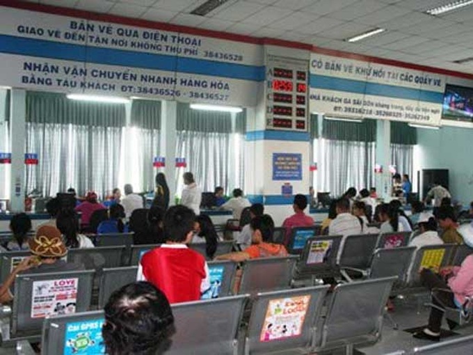 Train tickets for Tet slower than expected - 1