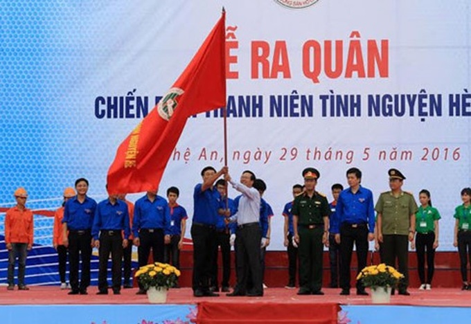 Summer youth volunteer campaign launched in Nghe An - 1
