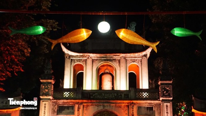 Hanoi Temple of Literature decorated for Mid-Autumn Festival - 2 Hanoi Temple of Literature decorated for Mid-Autumn Festival - 2