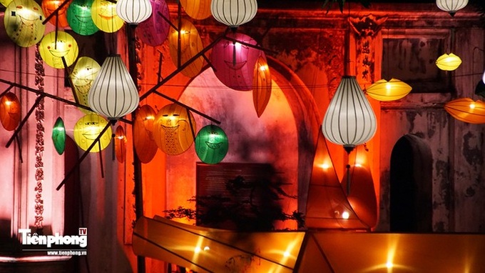 Hanoi Temple of Literature decorated for Mid-Autumn Festival - 4 Hanoi Temple of Literature decorated for Mid-Autumn Festival - 4