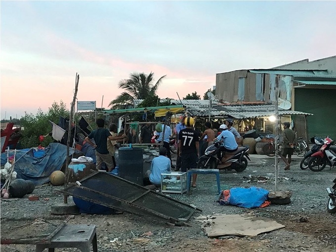 More than 100,000 HCM City households evacuated as typhoon nears - 4