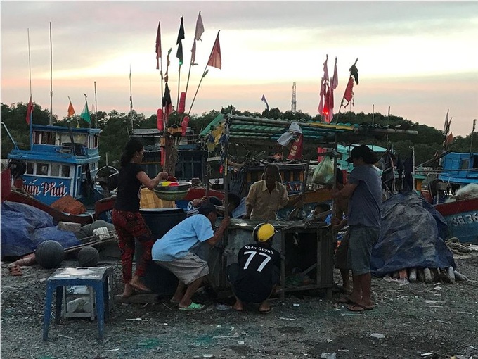 More than 100,000 HCM City households evacuated as typhoon nears - 5