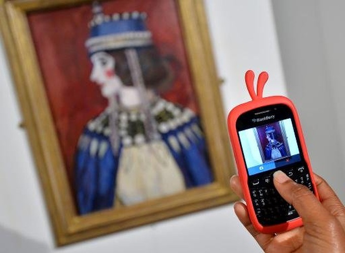 British school pupils get up close to a masterpiece - 1