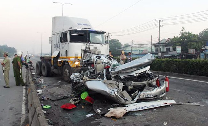 4,100 killed in traffic accidents in half year - 1