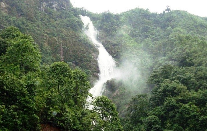 Top 9 magnificent waterfalls in Vietnam - 7 Top 9 magnificent waterfalls in Vietnam - 7
