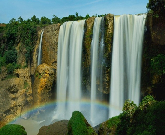 Top 9 magnificent waterfalls in Vietnam - 8 Top 9 magnificent waterfalls in Vietnam - 8