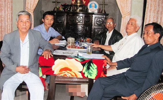 Former party official accused of falsifying wartime achievements - 1