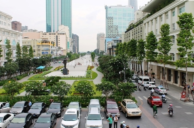 HCM City considers opening huge pedestrian area - 1