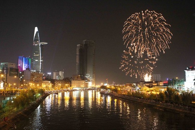 HCM City organises National Day fireworks - 1