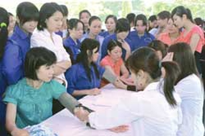 PM urges unions, enterprises to reduce number of strikes - 1