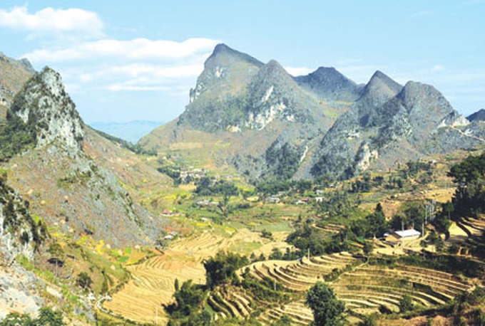 Dong Van park boasts geological marvels - 1