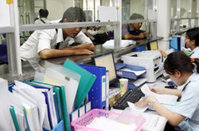 PM promotes use of e-documents - 1