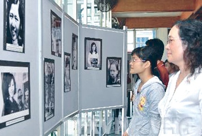 Photos reveal women's diplomatic role - 1