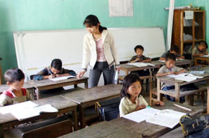 Low-paid teachers plan to quit work - 1