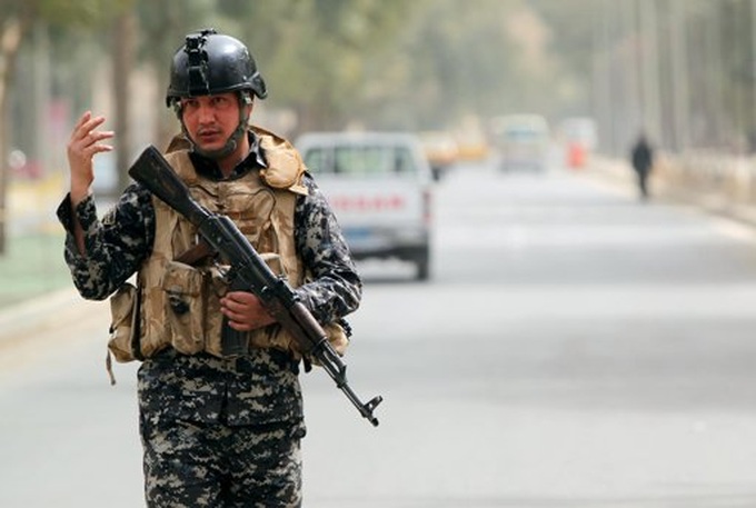 30 dead as Iraq rocked by wave of violence - 1