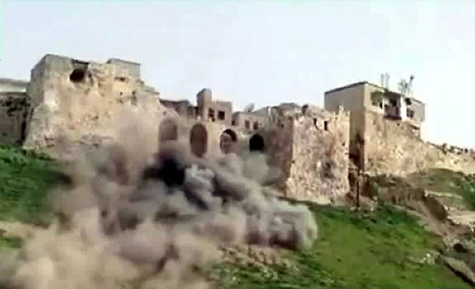 Annan team in Damascus as UN backs truce ultimatum - 1