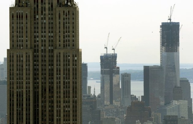 World Trade Center becomes highest NY tower - 1