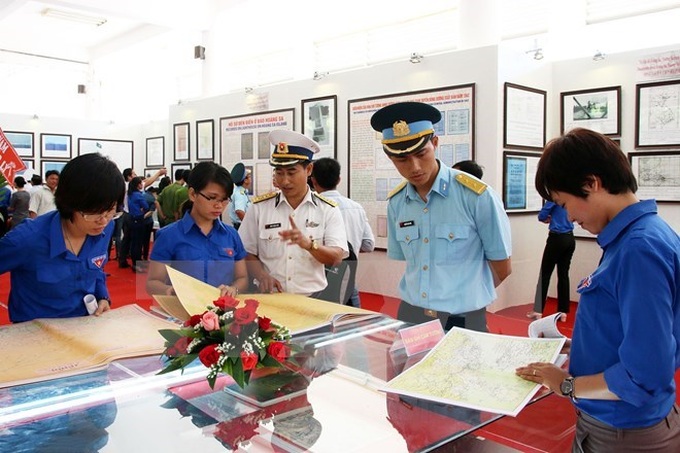 Exhibition asserts Vietnam’s ownership over Hoang Sa, Truong Sa - 1