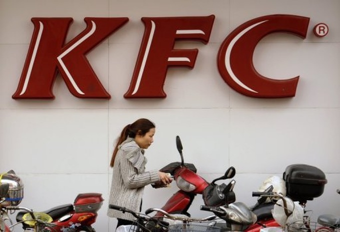 KFC cuts suppliers after China chicken scare - 1