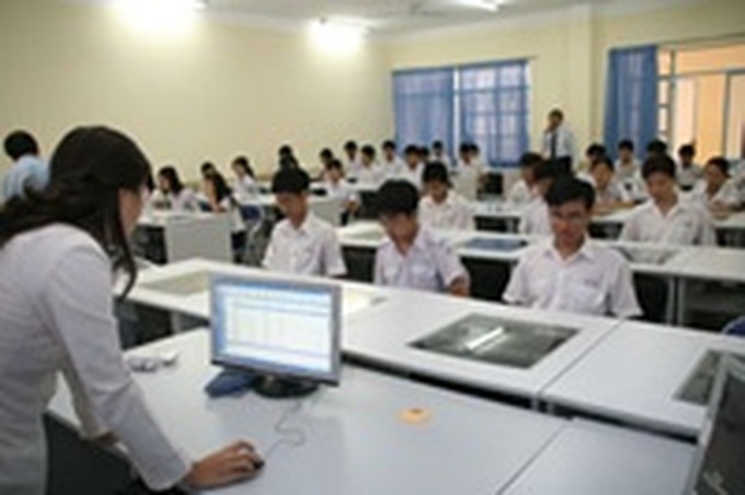 Schools lack funds for IT - 1