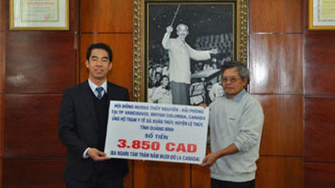 Overseas Vietnamese support compatriots at home - 1 Overseas Vietnamese support compatriots at home - 1