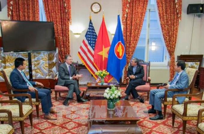 New US Ambassador pledges to promote ties with Vietnam - 1