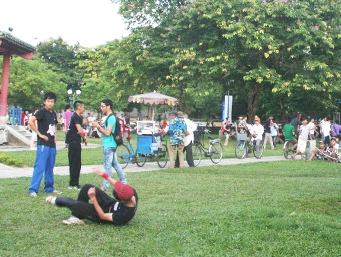 Parkour comes to Hue - 5 Parkour comes to Hue - 5