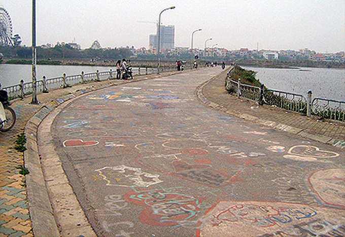 Most romantic Valentine's Day spots in Hanoi - 1