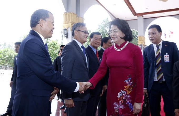 Vietnamese Vice President pays official visit to Laos - 1