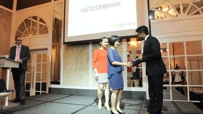 Vietcombank wins Asia-Pacific Awards - 1