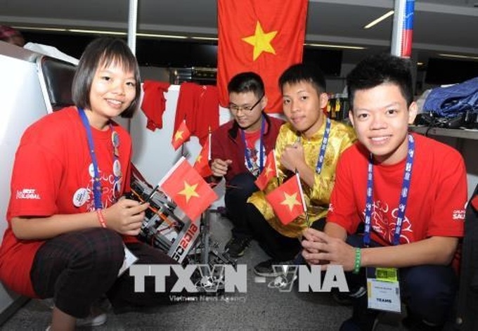 Vietnamese students shine at international robotics competition - 1 Vietnamese students shine at international robotics competition - 1