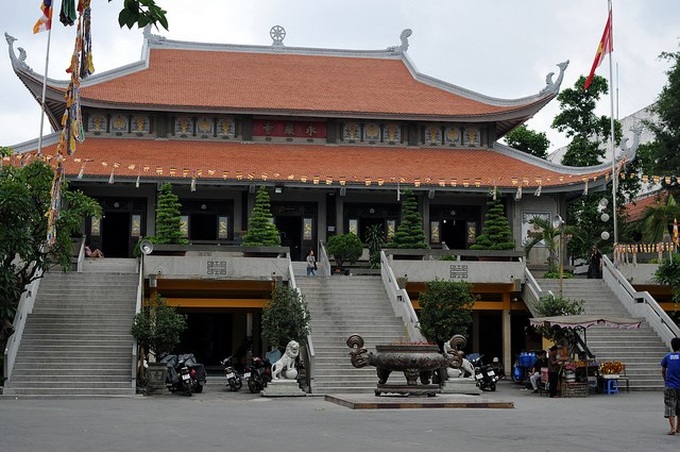 Vinh Nghiem Pagoda receives Special National Relic title - 1