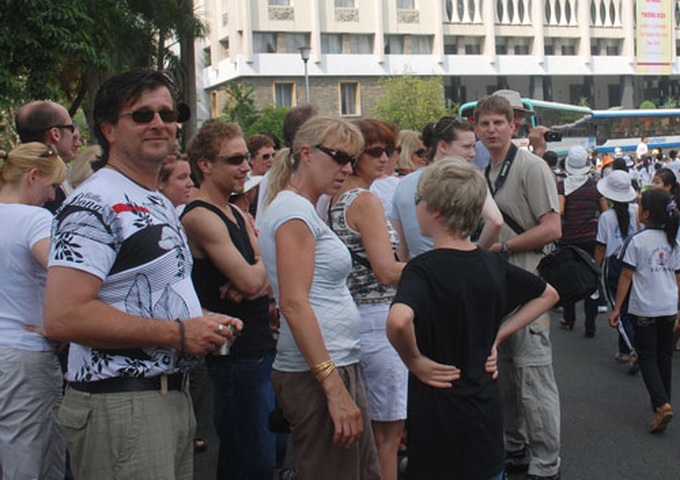 New visa fee puts off US visitors - 1 New visa fee puts off US visitors - 1
