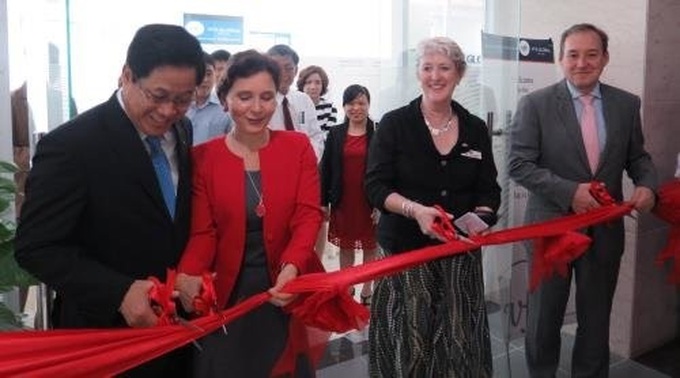 New UK and Australia visa application centre opens in Danang - 1