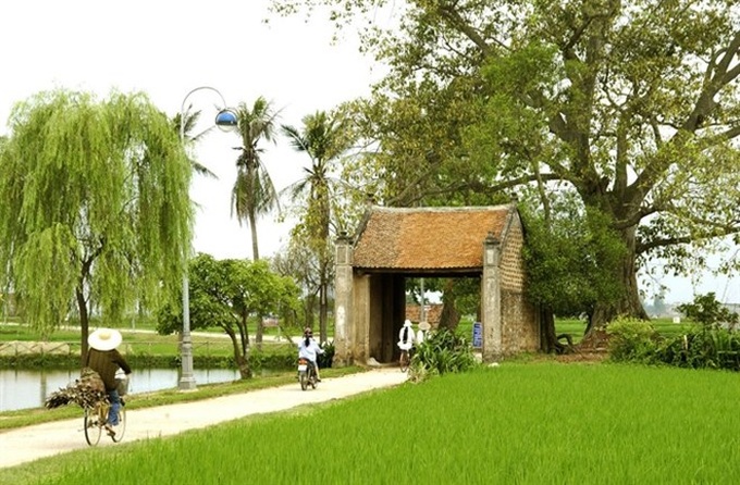 Hanoi starts offering classes in tourism skills - 1